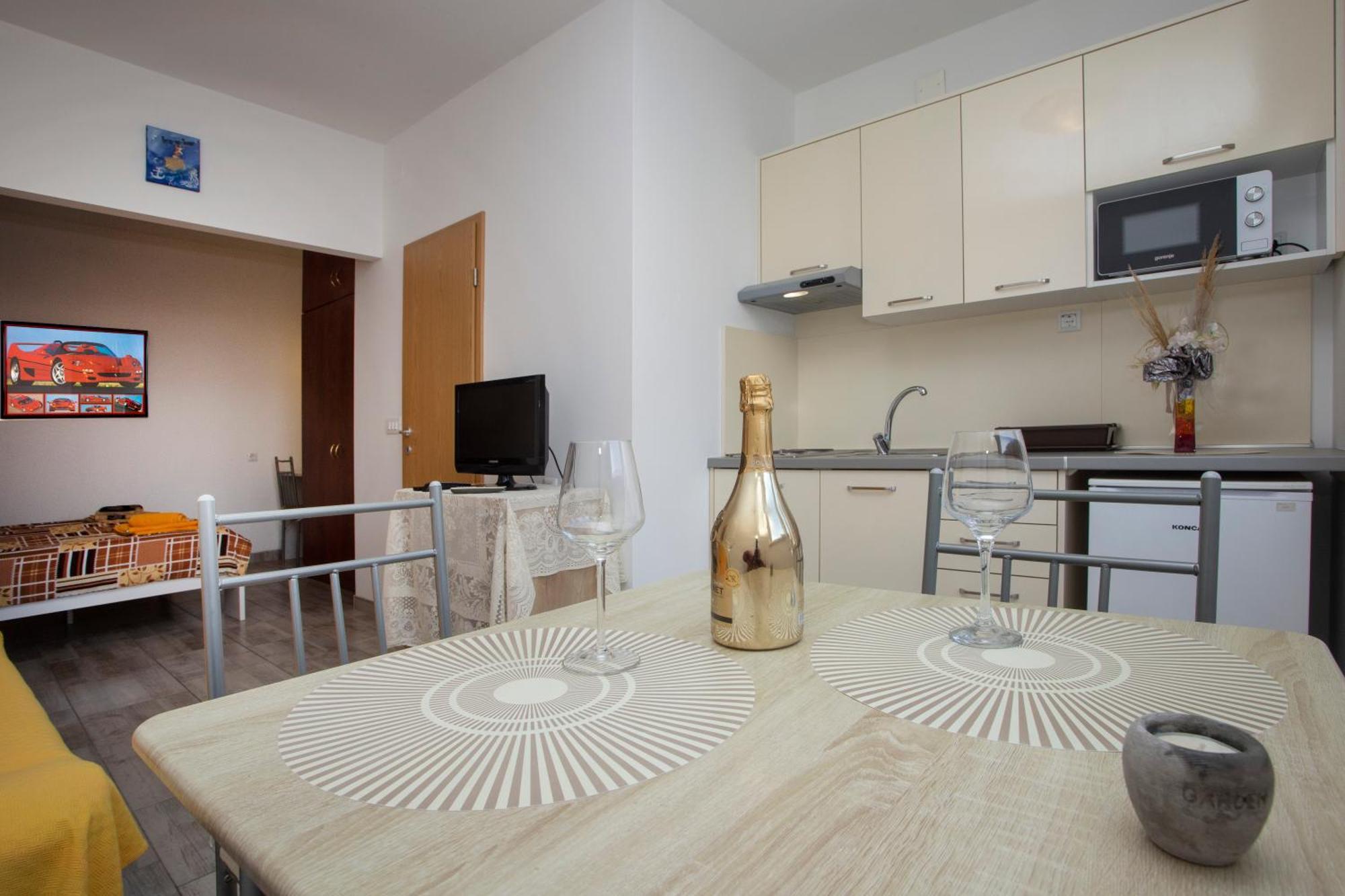 Apartment Adria Split Exterior photo