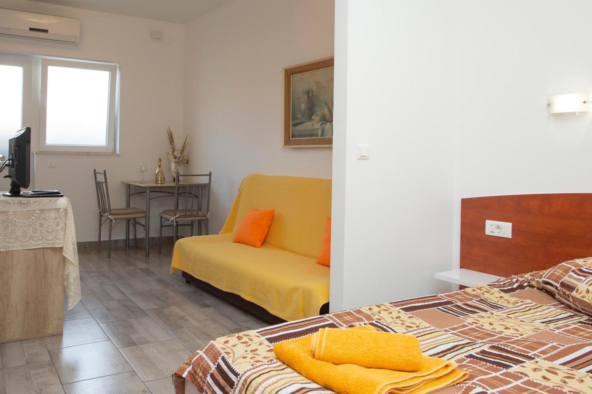Apartment Adria Split Exterior photo